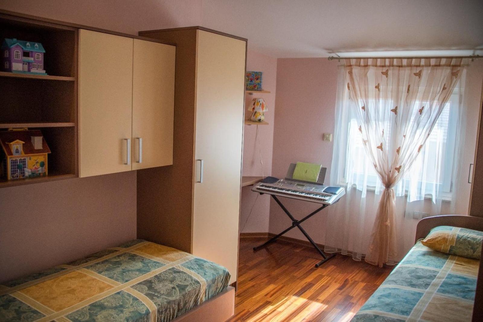 Hotel Barbaric Меджугор'є Екстер'єр фото