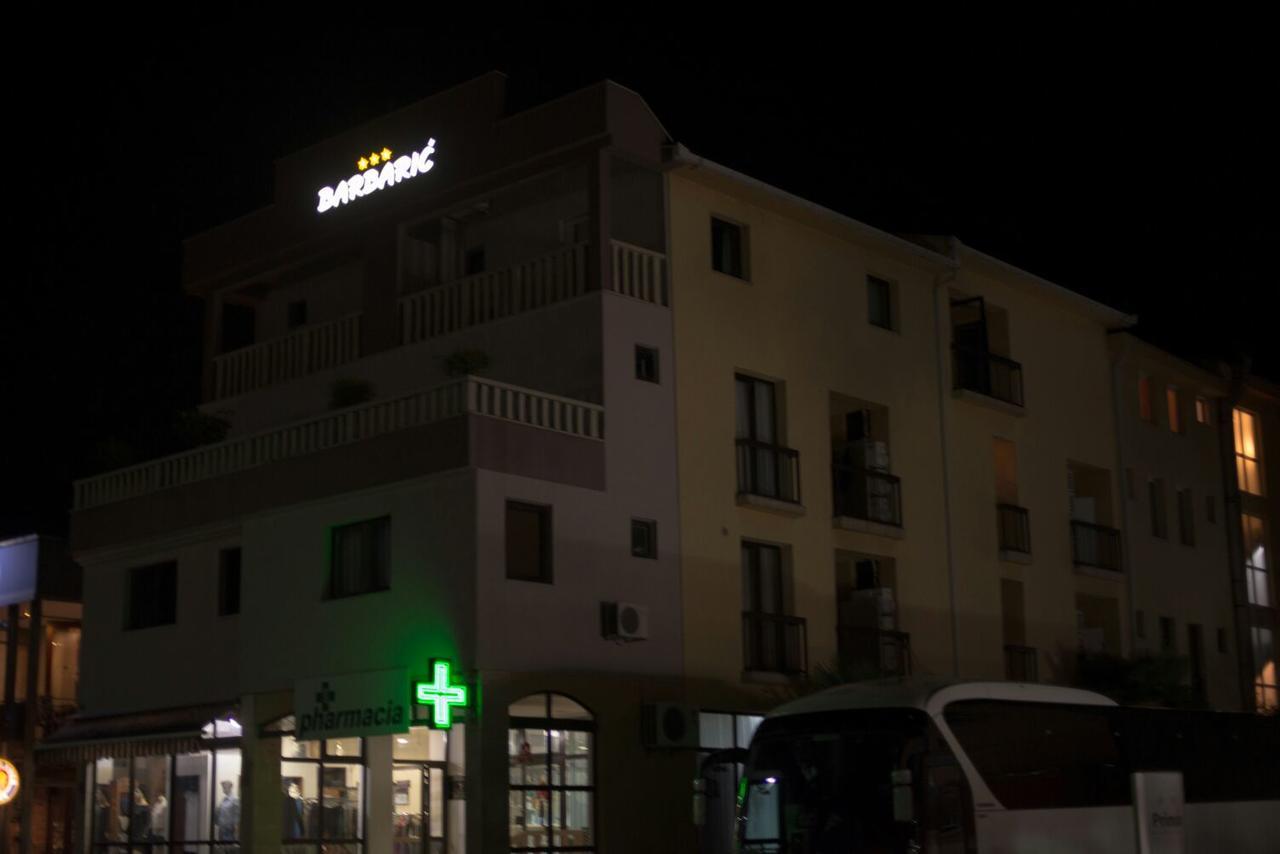 Hotel Barbaric Меджугор'є Екстер'єр фото